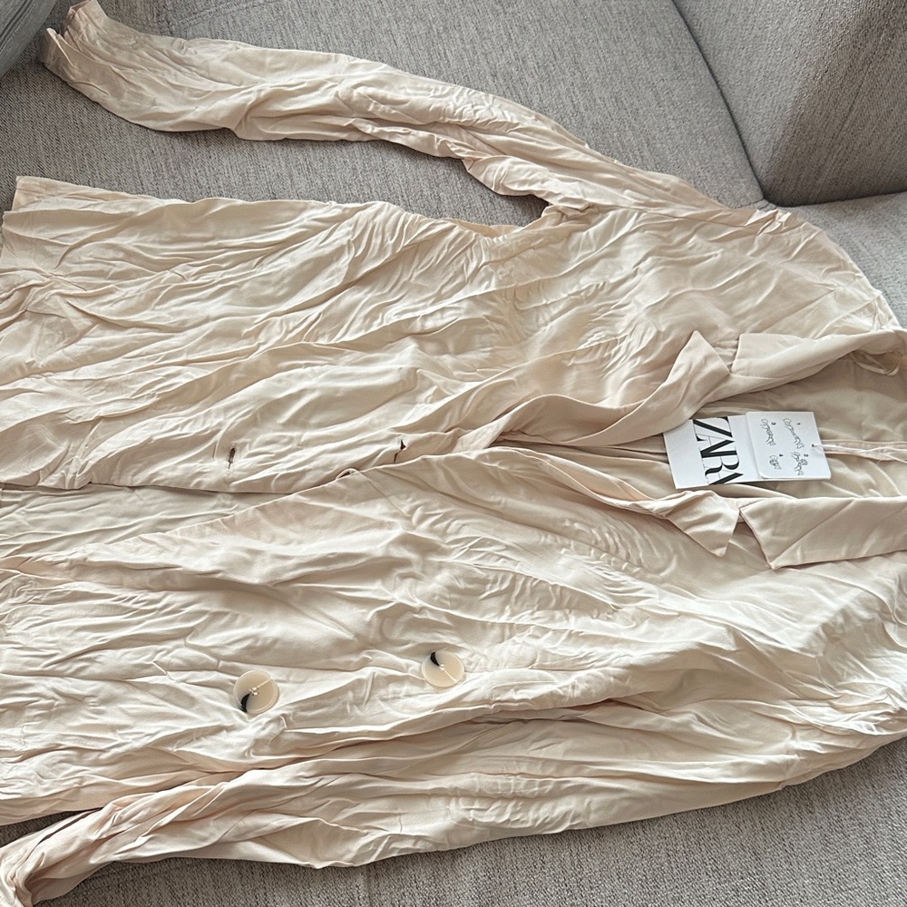 Zara Beige Crinkled Jacket/Blouse
